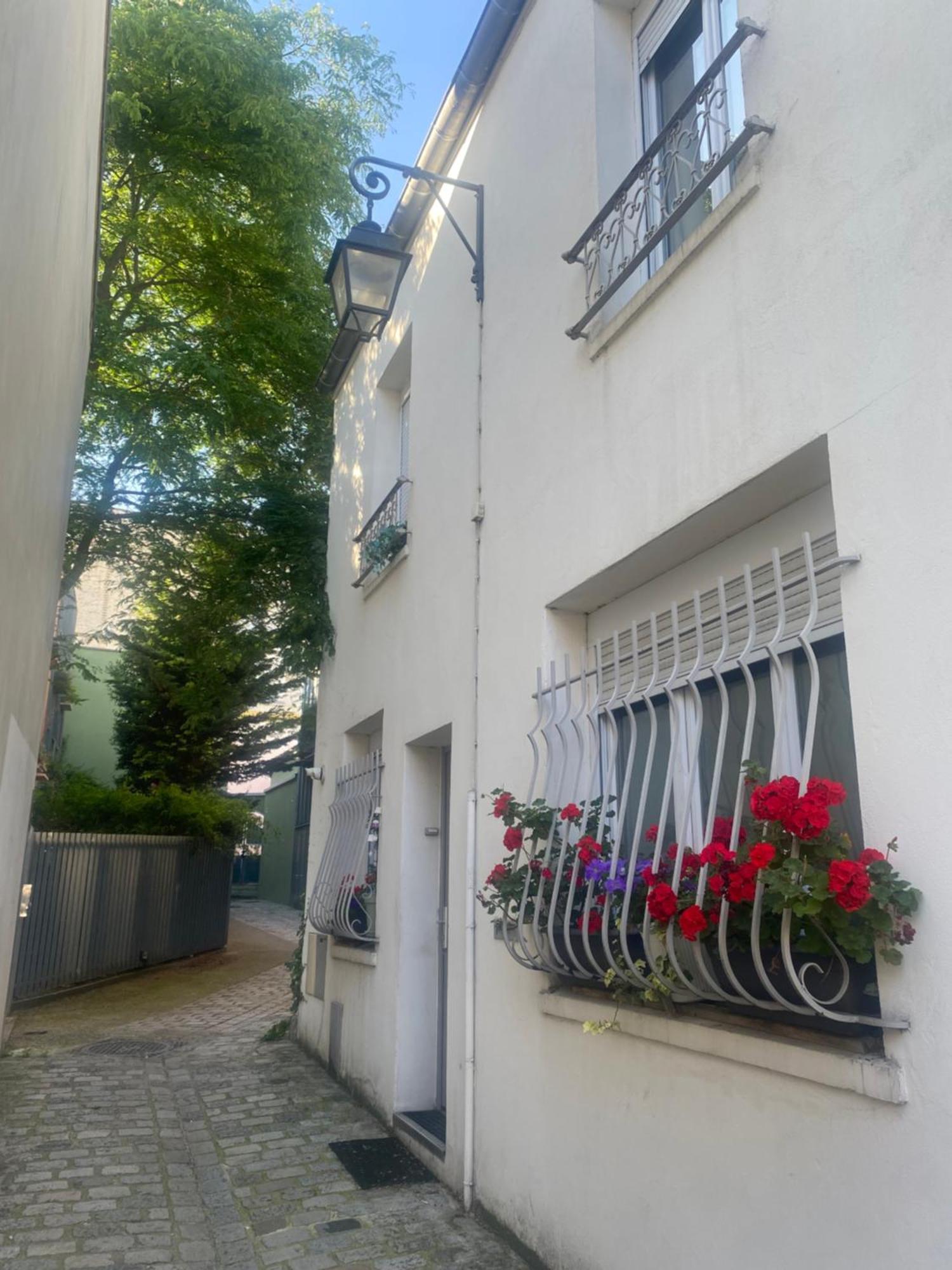 Impasse Des Souhaits - Ci - Maison De Charme Pour 4 Au Coeur Du 20eme * Parijs