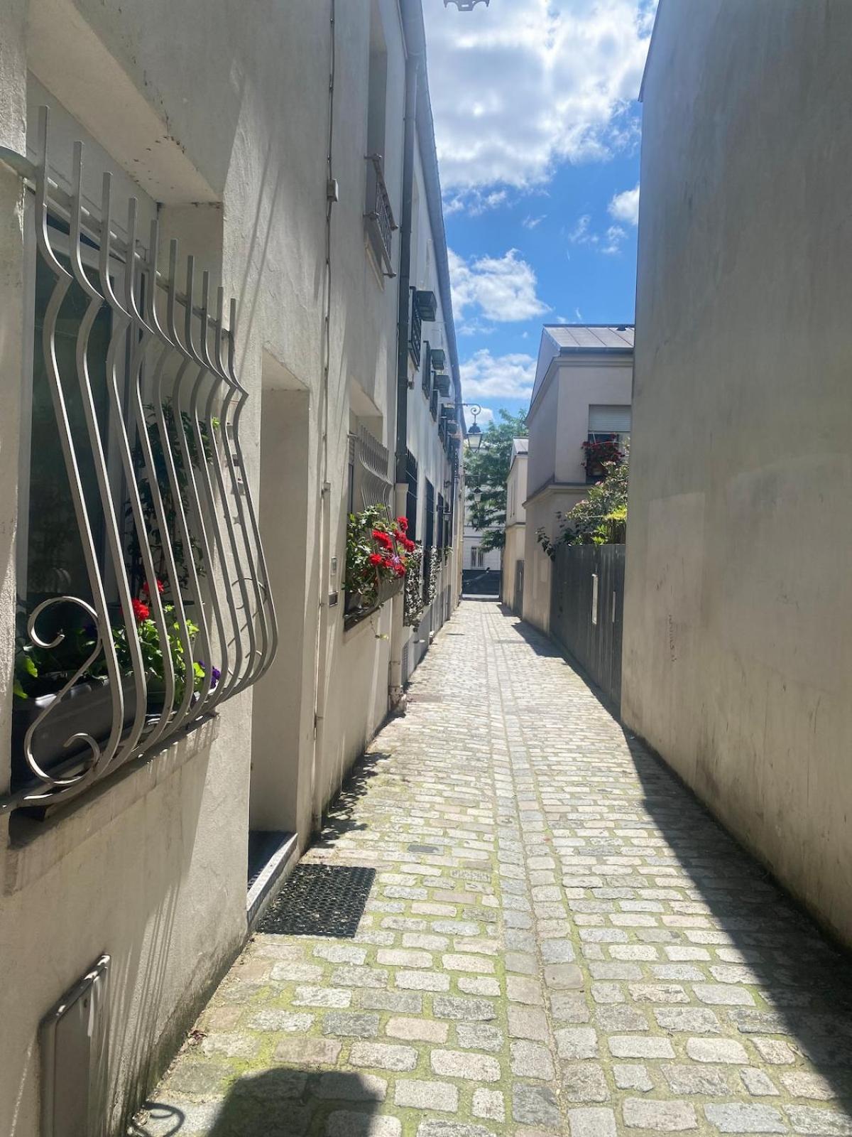 Impasse Des Souhaits - Ci - Maison De Charme Pour 4 Au Coeur Du 20eme Appartement *